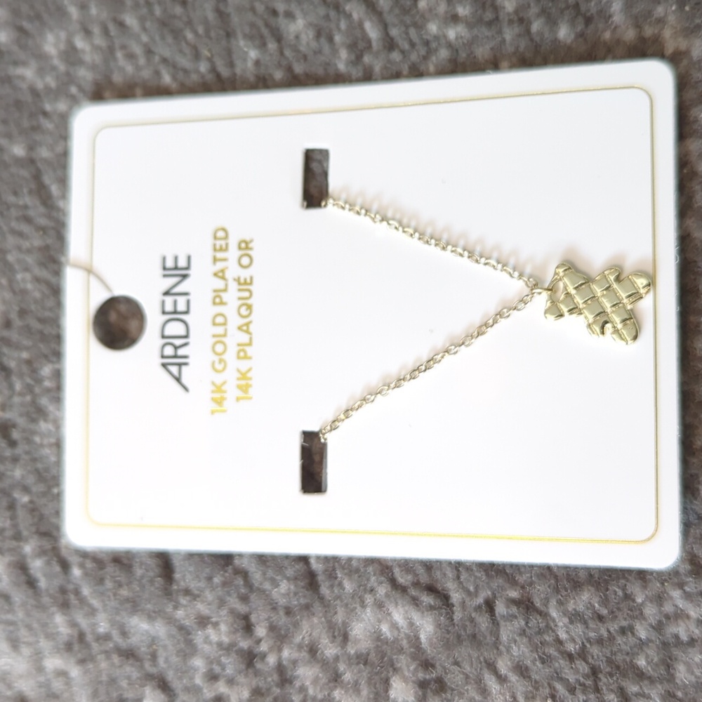 Ardene 14k gold plated teddy bear necklace new